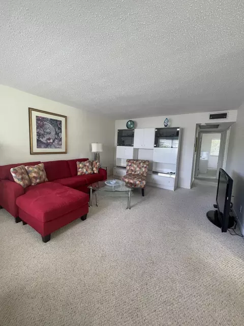 40 Keswick #40, Deerfield Beach, FL 33442