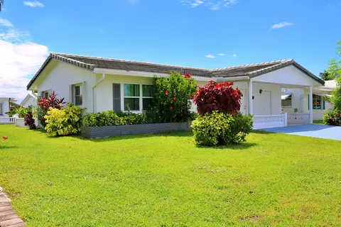 5715 NW 84th Ter, Tamarac, FL 33321