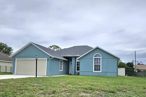 2388 SW Fern Cir, Port Saint Lucie, FL 34953