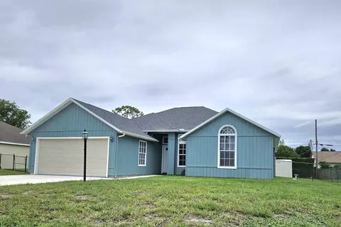 2388 SW Fern Cir, Port Saint Lucie, FL 34953