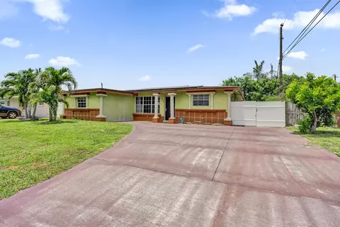 151 NW 21st St, Pompano Beach, FL 33060