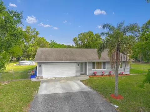 16245 E Burns Dr, Loxahatchee, FL 33470