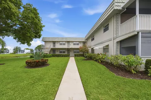 670 N Monaco Ct #N, Delray Beach, FL 33446
