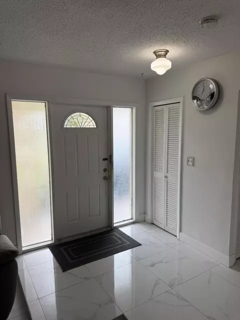 4150 NW 26th St, Lauderhill, FL 33313