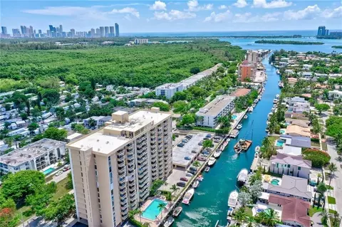 2350 NE 135th St #1212, North Miami, FL 33181