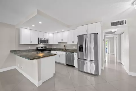 2503 Antigua Ter #E1, Coconut Creek, FL 33066