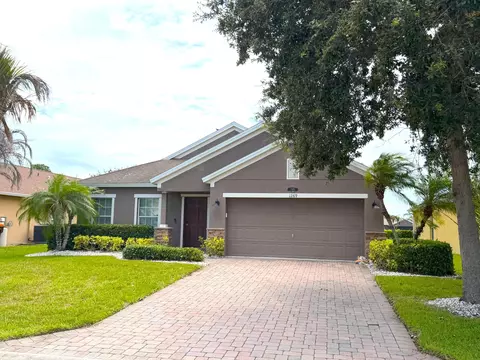 1269 SW Lexington Mnr SW, Vero Beach, FL 32962