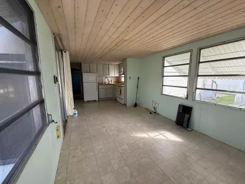 209 Eagle Dr E #E, Briny Breezes, FL 33435 photo 8