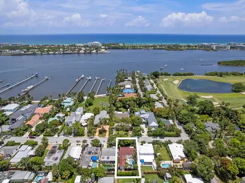 1615 N Lakeside Dr, Lake Worth Beach, FL 33460