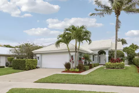 1560 Wilderness Rd, West Palm Beach, FL 33409