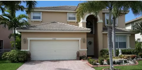 19425 SW 15th St, Pembroke Pines, FL 33029
