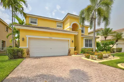 19425 SW 15th St, Pembroke Pines, FL 33029