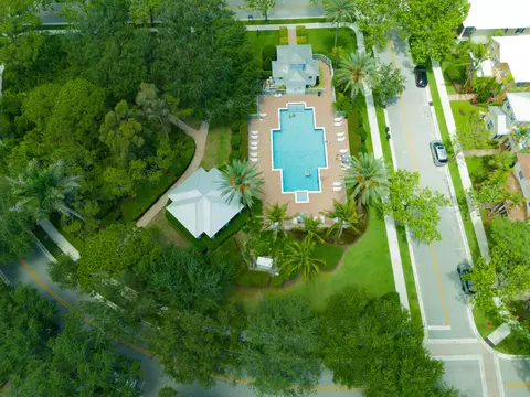 View/Area - 103 E Thatch Palm Cir, Jupiter, FL 33458 photo 4 of 6