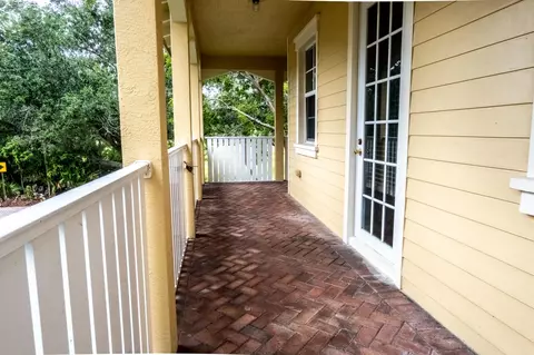 Exterior - 103 E Thatch Palm Cir, Jupiter, FL 33458 photo 5 of 6