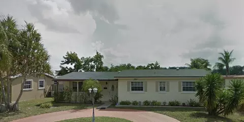 241 N 68th Ter, Hollywood, FL 33024