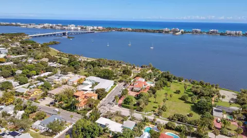 1205 N M St, Lake Worth Beach, FL 33460