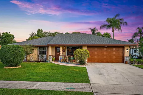 113 Cordoba Cir, Royal Palm Beach, FL 33411