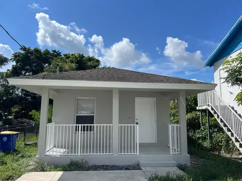 8444 SE Date St, Hobe Sound, FL 33455