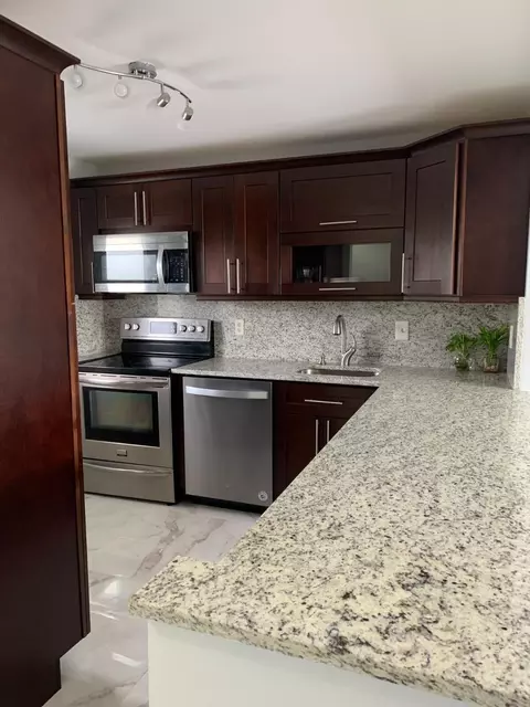 5700 NW 2nd Ave #311, Boca Raton, FL 33487