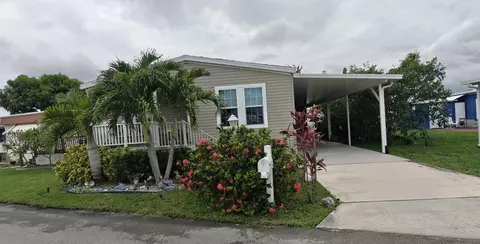 7306 43rd Ter N, Riviera Beach, FL 33404