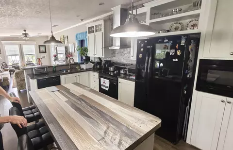 7306 43rd Ter N, Riviera Beach, FL 33404