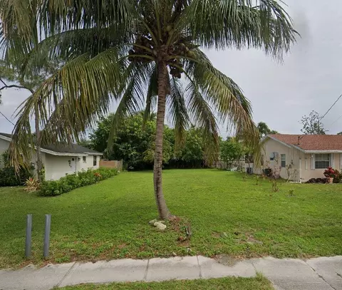 7325 Lantana Rd, Lake Worth, FL 33467