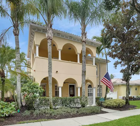 217 Florence Dr, Jupiter, FL 33458