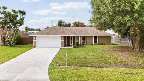 1582 SW Aledo Ln, Port Saint Lucie, FL 34953