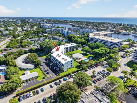 555 Banyan Tree Ln #307, Delray Beach, FL 33483