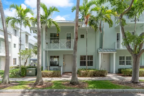1317 SW 4th St, Fort Lauderdale, FL 33312