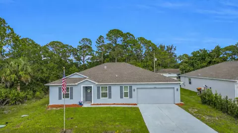 8266 E 98th Ave, Vero Beach, FL 32967