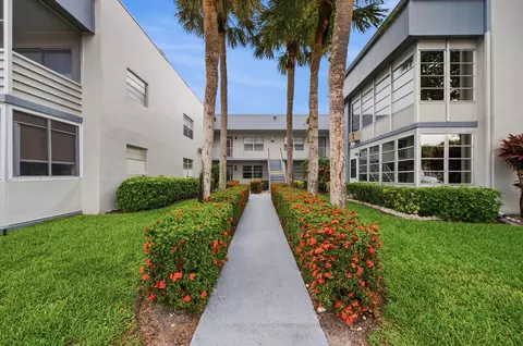 330 Piedmont #330, Delray Beach, FL 33484