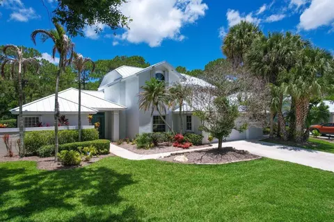 3730 SW Woodbriar Ln, Palm City, FL 34990