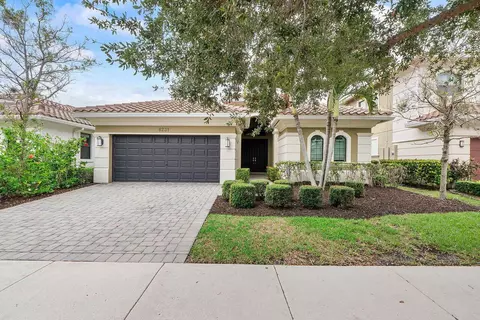 8231 Canopy Ter, Parkland, FL 33076