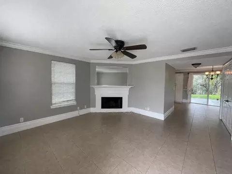 200 Old English Dr, Jupiter, FL 33458