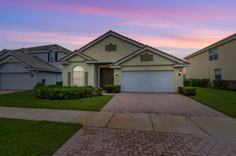 11500 SW Glengarry Ct, Port Saint Lucie, FL 34987