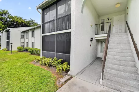 3594 Alder Dr #F2, West Palm Beach, FL 33417