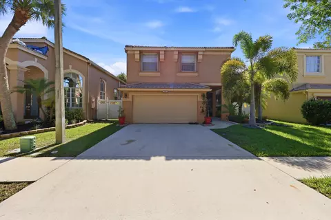 1327 Isleworth Ct, Royal Palm Beach, FL 33411