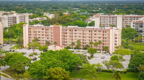 14527 Bonaire Blvd #203, Delray Beach, FL 33446