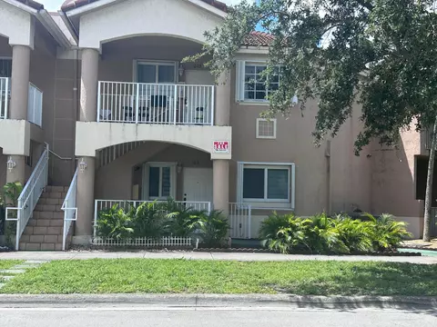 300 E 4th St #103, Hialeah, FL 33010