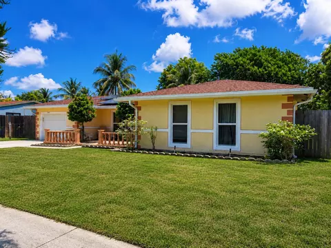 6301 SW 7th St, Margate, FL 33068