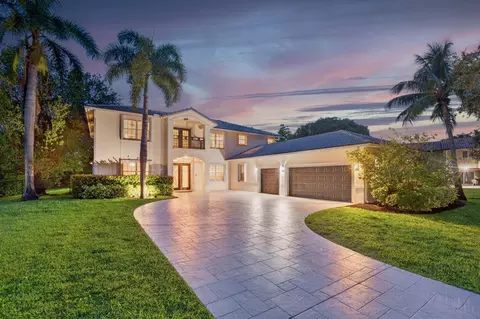 8346 Sawpine Rd, Delray Beach, FL 33446