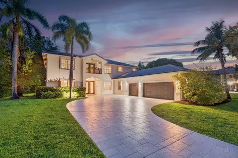 8346 Sawpine Rd, Delray Beach, FL 33446