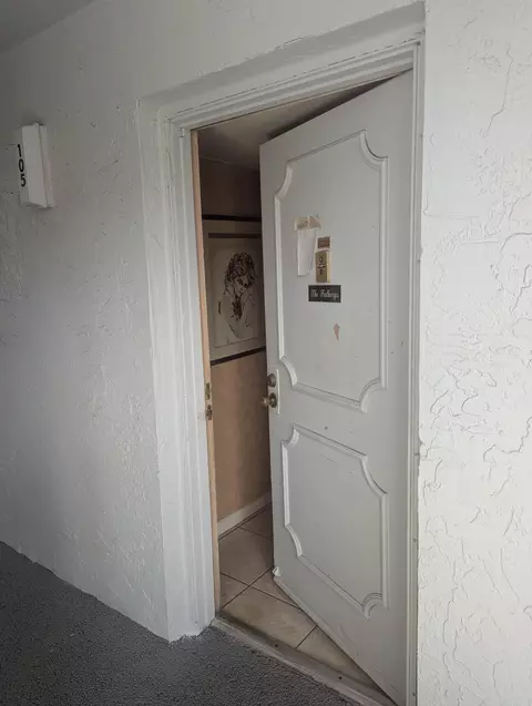 3090 Holiday Springs Blvd UNIT 105, Margate, FL 33063