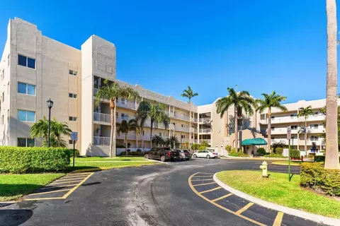 7775 Southampton Ter #310, Tamarac, FL 33321