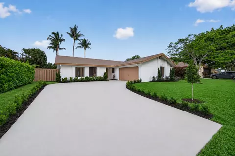 3088 NW 26th Ave, Boca Raton, FL 33434