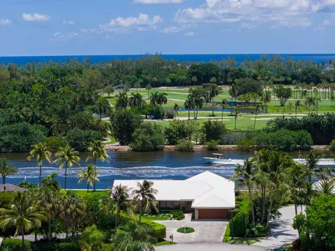 970 Orchid Ln, Gulf Stream, FL 33483
