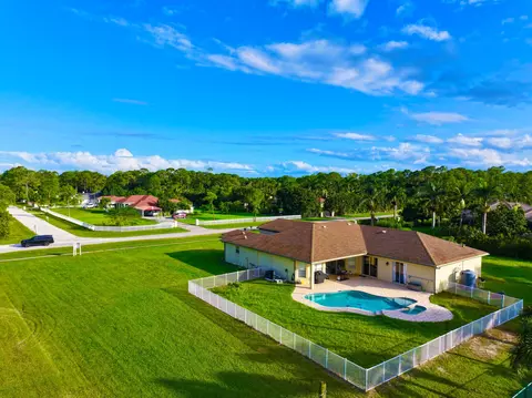 6613 Hall Blvd, The Acreage, FL 33470