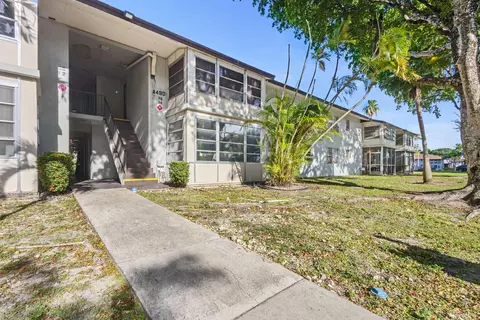 480 N Laurel Dr #1A, Margate, FL 33063