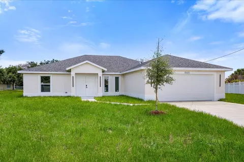 5315 NW Nail Ct, Port Saint Lucie, FL 34986
